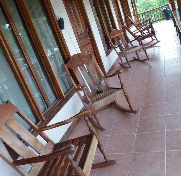 فندق La Perla