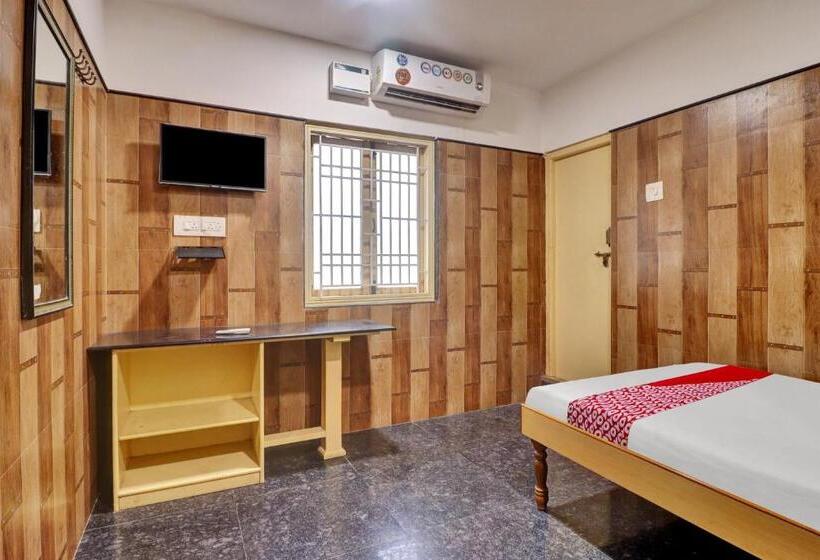 فندق Oyo Flagship Amman Resort