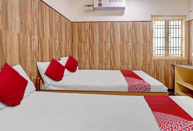 فندق Oyo Flagship Amman Resort