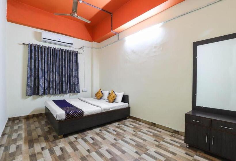 Oyo Flagship Hotel Honest