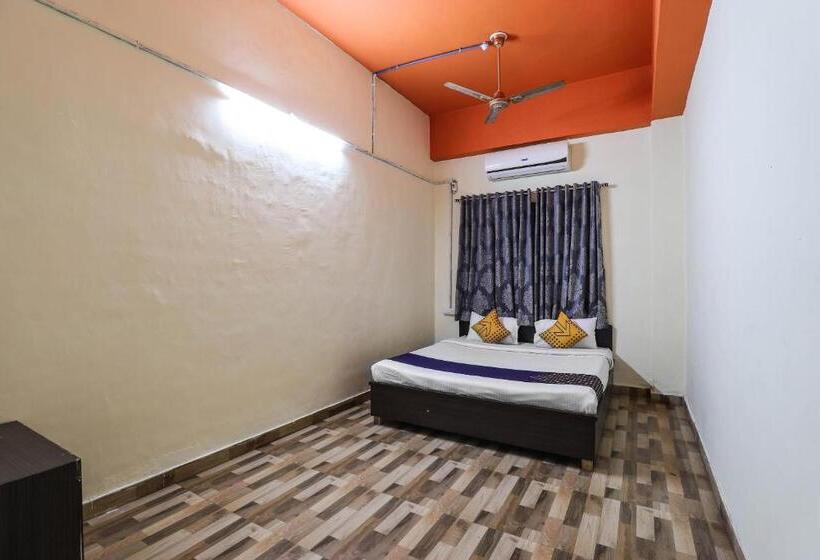 Oyo Flagship Hotel Honest