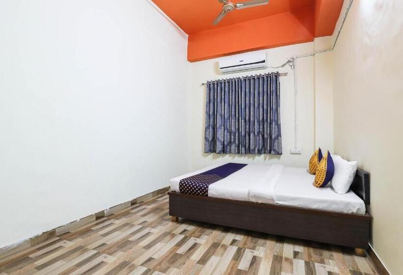 Oyo Flagship Hotel Honest