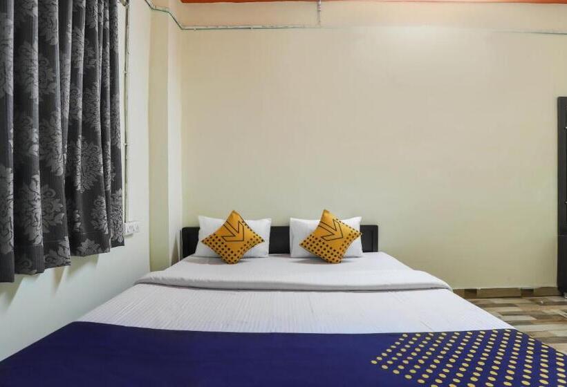 Oyo Flagship Hotel Honest