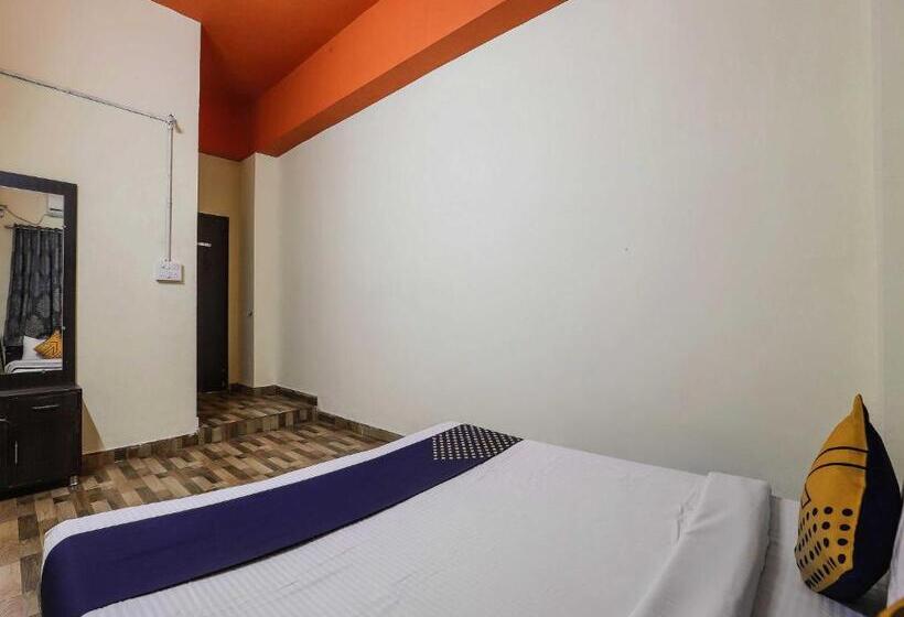 Oyo Flagship Hotel Honest