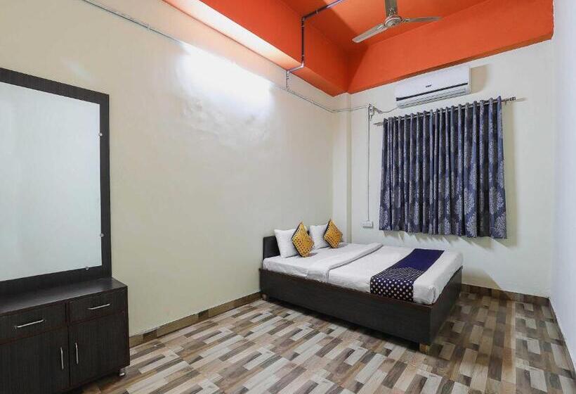 Oyo Flagship Hotel Honest