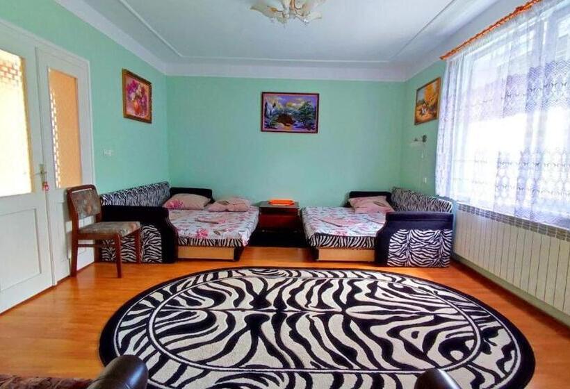 ペンション садиба анна   термальні води косино