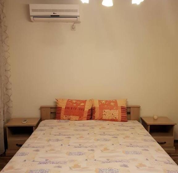 膳宿费 къщи за гости с. любовище