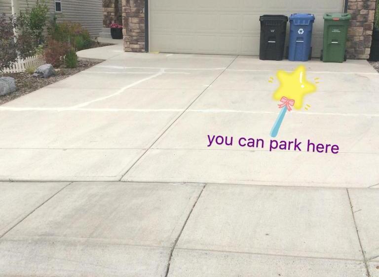 بنسيون 民宿ann S House In Calgary