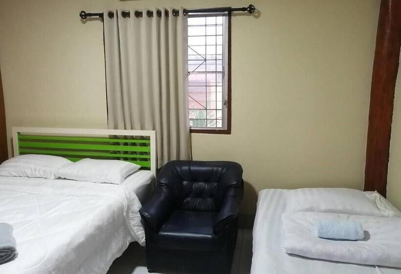 פנסיון Baanpak Chomdoi