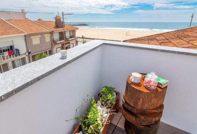 פנסיון Beach & Sea Guesthouse