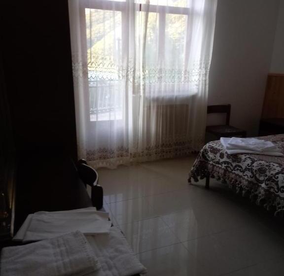 펜션 Bellavista   Appartamenti & Affittacamere Sul Lago Di Scanno   Senza Colazione