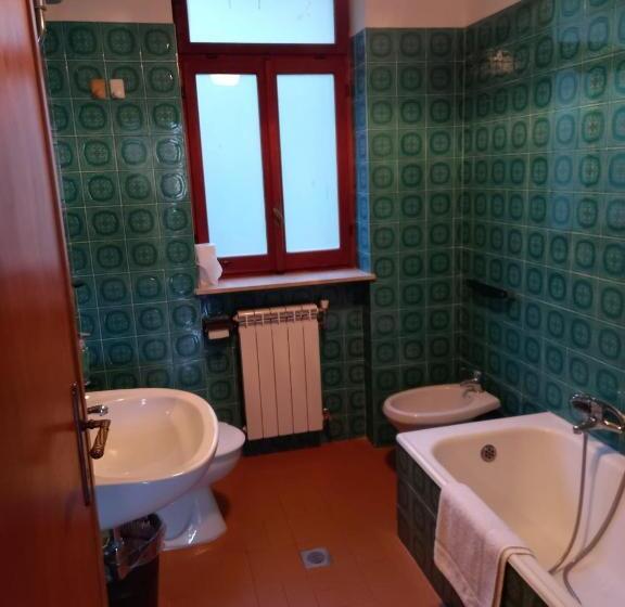 ペンション Bellavista   Appartamenti & Affittacamere Sul Lago Di Scanno   Senza Colazione