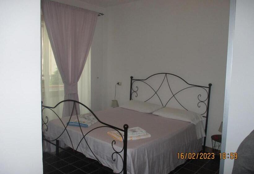 膳宿费 Guest House Santa Rosalia