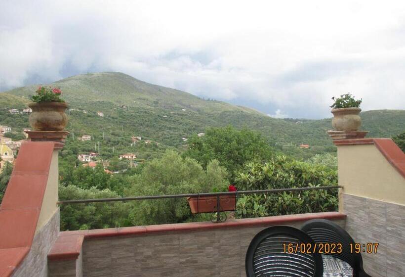 膳宿费 Guest House Santa Rosalia