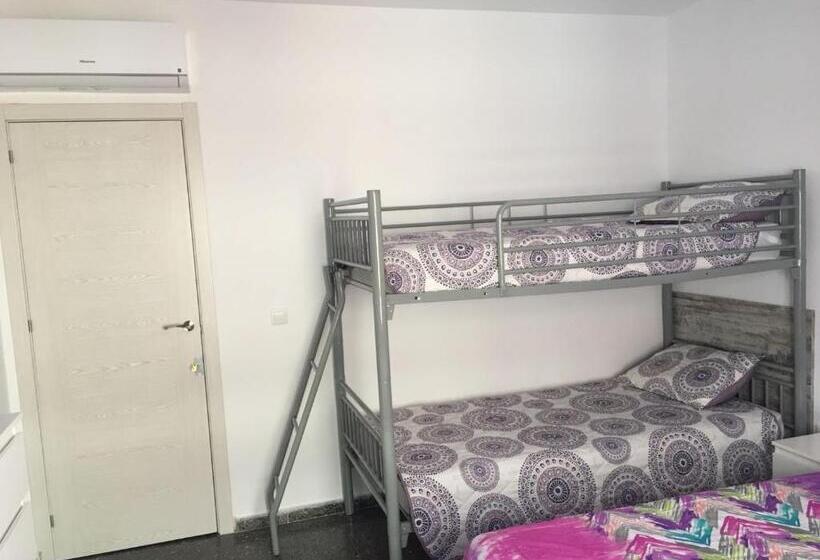 פנסיון Guest House Lana Denia