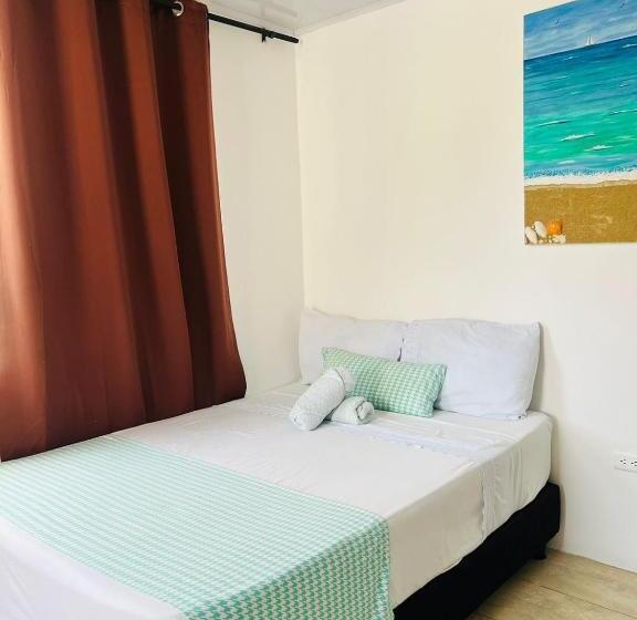 ペンション Hostal Islamar