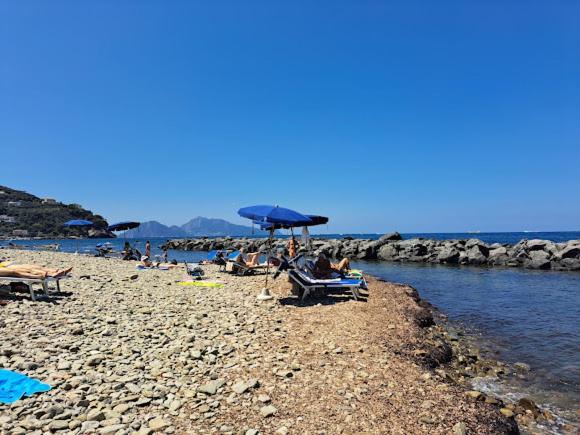 بنسيون La Maison De La Ville