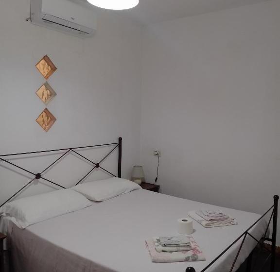 膳宿费 Guest House Santa Rosalia