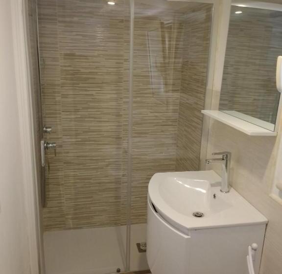 膳宿费 Guest House Santa Rosalia