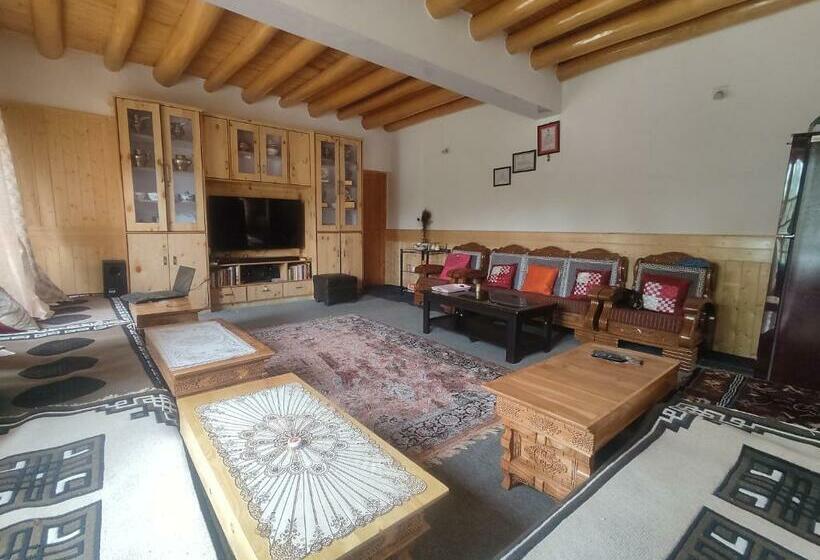 膳宿费 Streamlet Homestay