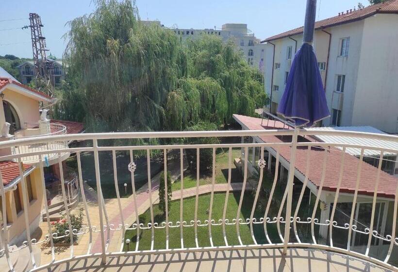 펜션 Sunny House Apartments