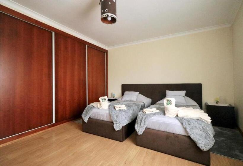 بنسيون West Spring House