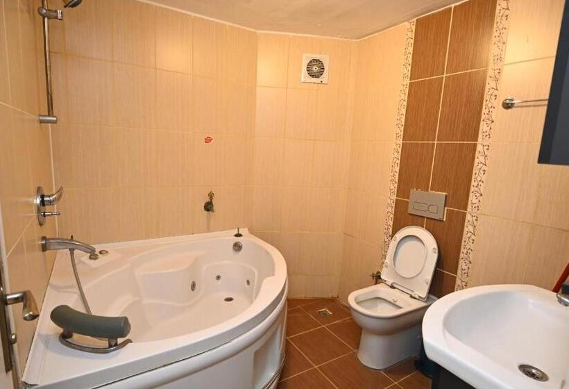 Sarot Thermal Vadi Tatil Koyu Halal