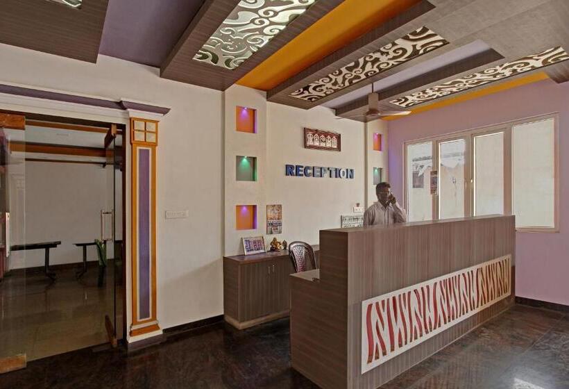 Spot On 43123 Hotel Ss Park