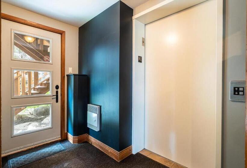 Tremblant Prestige Altitude 170 1