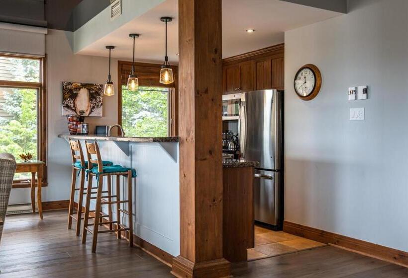 Tremblant Prestige Altitude 170 1