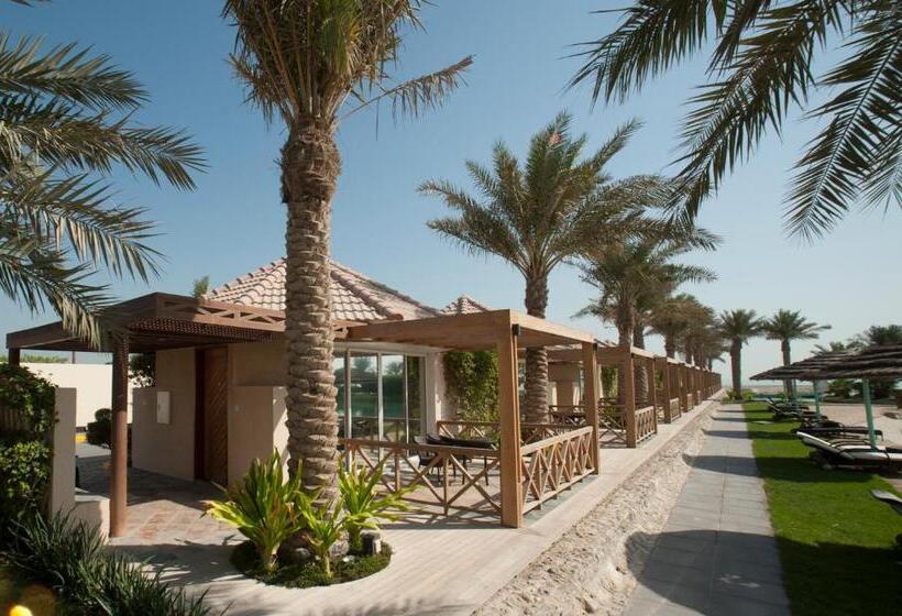 Albander Hotel & Resort