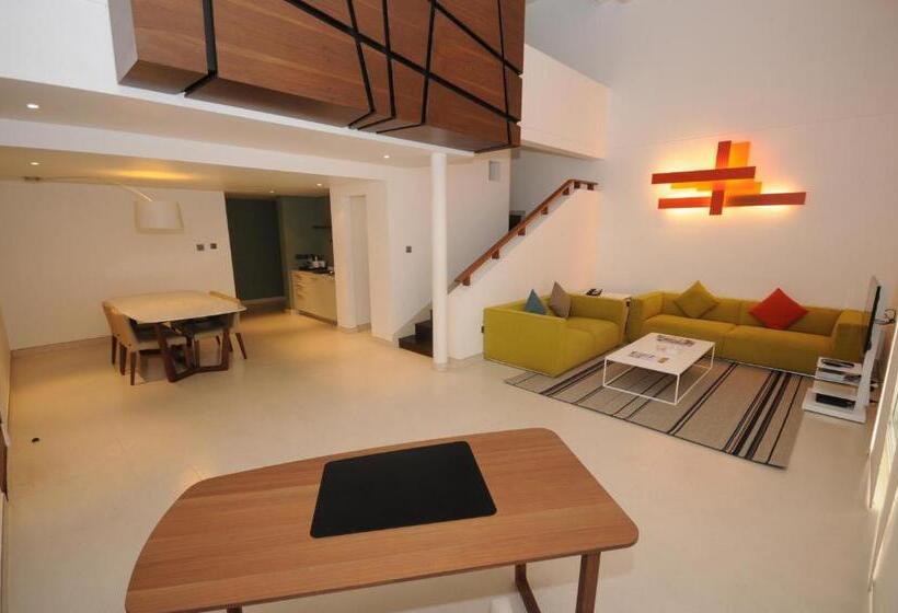 Albander Hotel & Resort