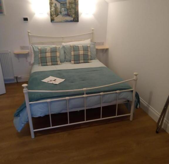 住宿加早餐  Atherstone Guest House