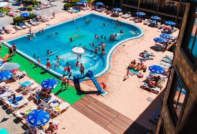 هتل сонячна долина готель фортеця