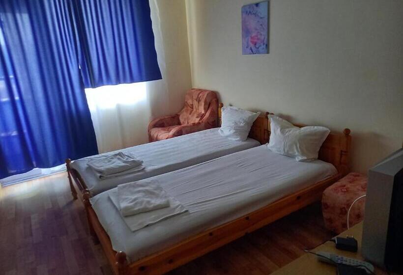 Hotel хотел централ