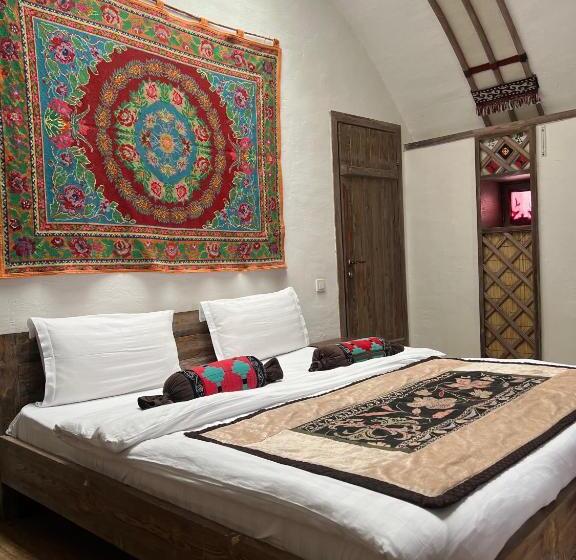 هتل Eco Resort Kara Bulak