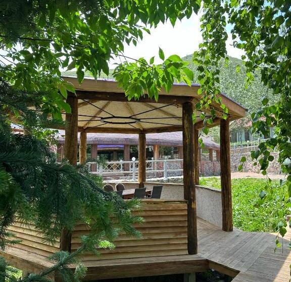 هتل Eco Resort Kara Bulak