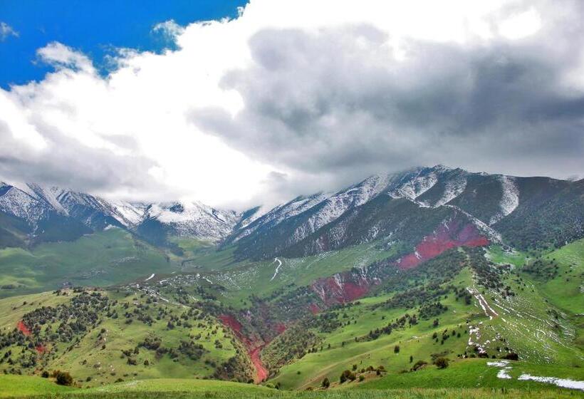 هتل Eco Resort Kara Bulak