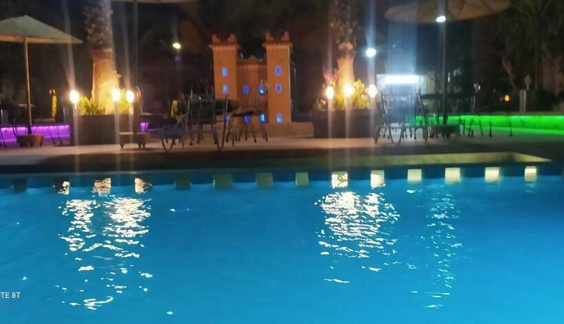 هتل Hôtel La Vallée Des Oiseaux