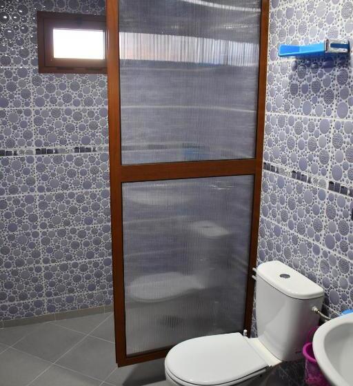 هتل Hôtel La Vallée Des Oiseaux