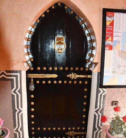 هتل Hôtel La Vallée Des Oiseaux