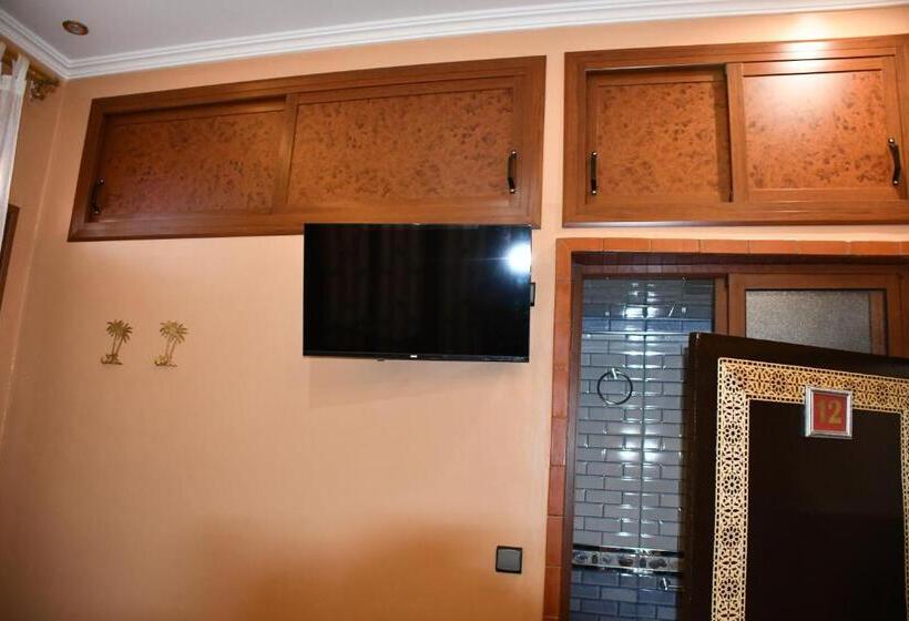 هتل Hôtel La Vallée Des Oiseaux