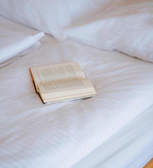 هتل Lukov Dom Kope