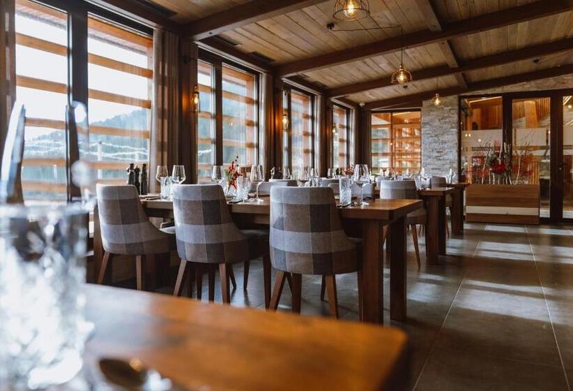 هتل Lukov Dom Kope