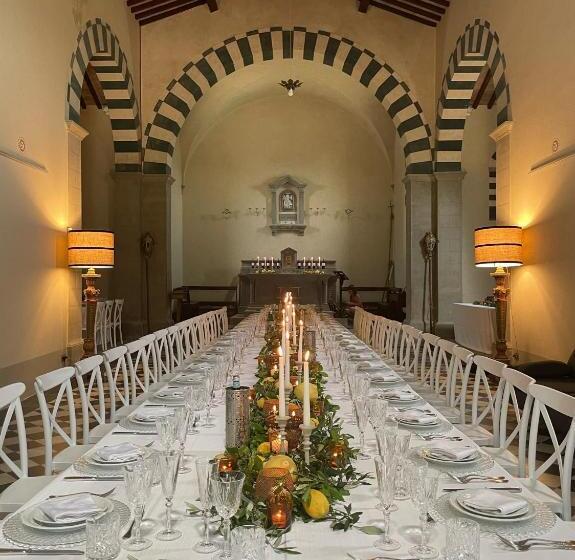 בית מלון כפרי Villa Rignana   Chianti Weddings