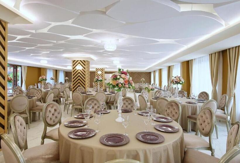 膳宿费 Complex Turistic Perla Trascaului