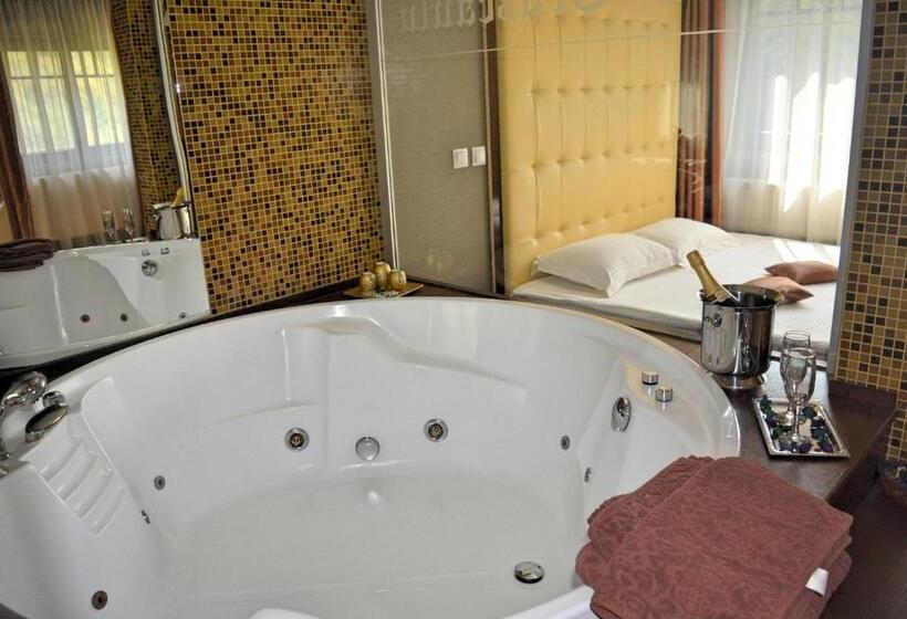 膳宿费 Complex Turistic Perla Trascaului