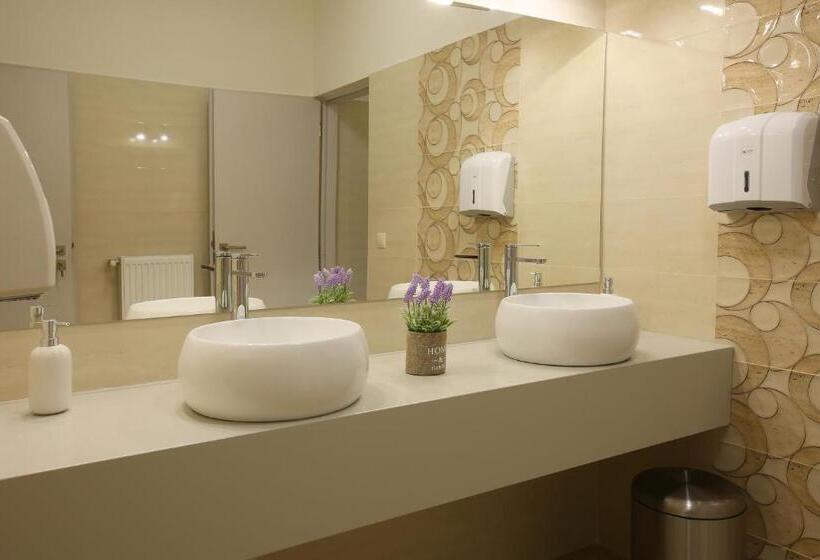 膳宿费 Complex Turistic Perla Trascaului