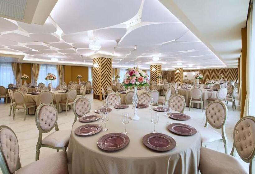 膳宿费 Complex Turistic Perla Trascaului