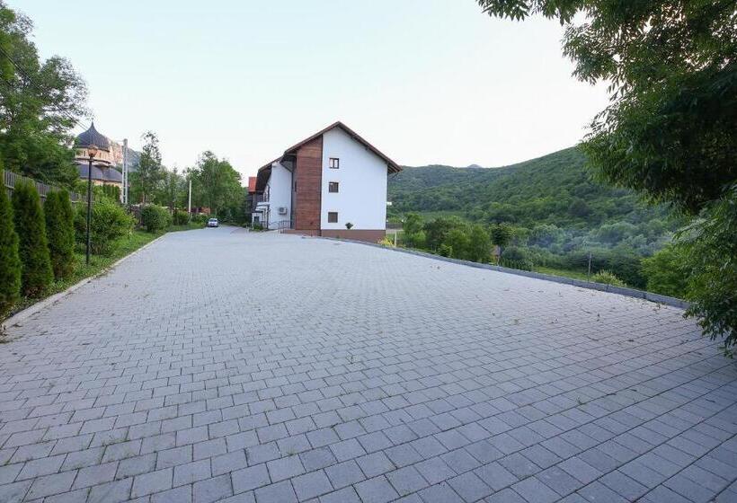 膳宿费 Complex Turistic Perla Trascaului